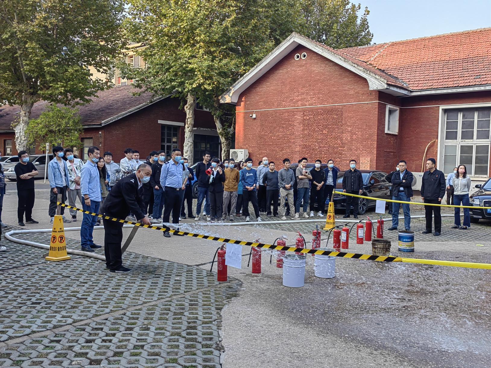 0D9E9DD647C655D333E7797E8BEC6360